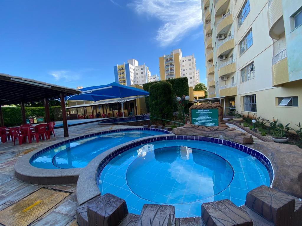 Flats Proximo Ao Shopping Singapura - Pode Descer Com Bebidas Para O Park Aquatico 1105 Apartment กัลดัสโนวัส ภายนอก รูปภาพ